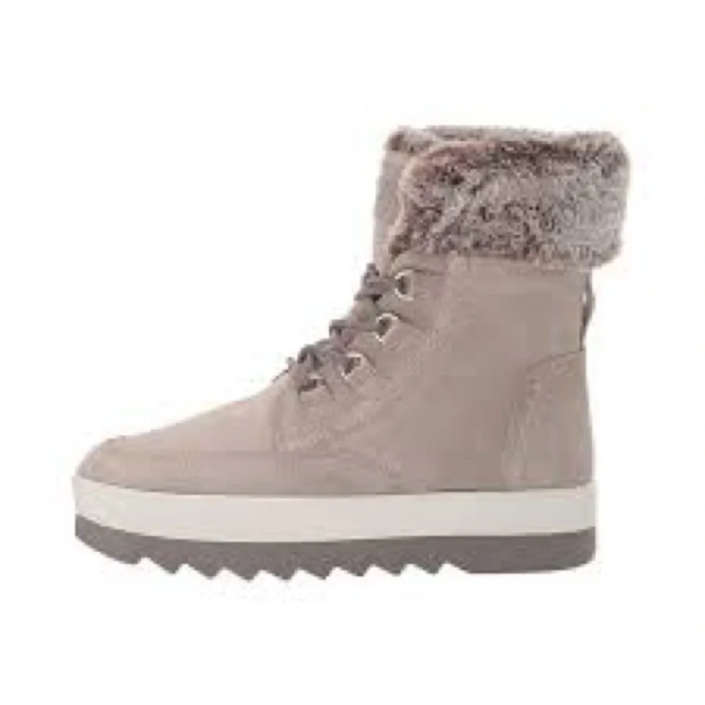 Cougar Grey Vanetta Suede Fur-Lined Winter Boots, size 11